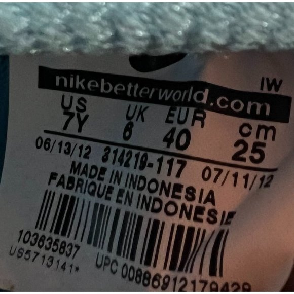 Air Force 1 (GS) White Metallic Silver 2012 - 314219 117 Youth size 7 - Picture 7 of 8